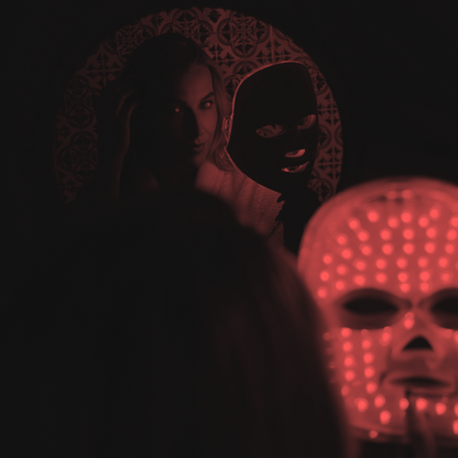 Kiyame™ - LED Face Mask